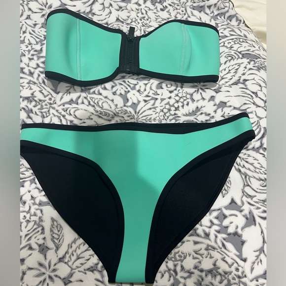 Triangl XL green Bikini with bag - Picture 2 of 9